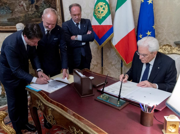 میز کار رئیس جمهور ایتالیا
